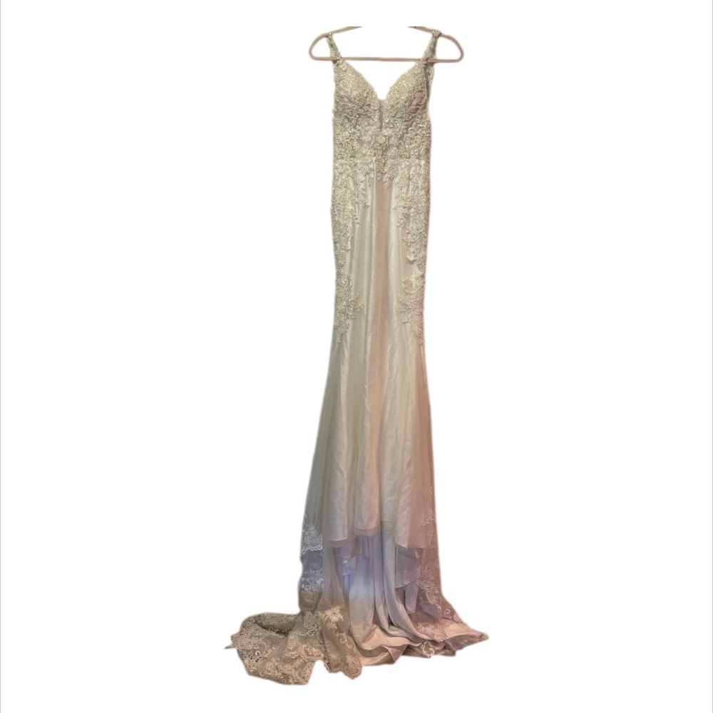 COPY - Stella York Mermaid V-neck Wedding Dress - 2014 limited edition Collecti…